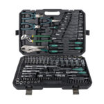 Maletín de herramientas con 131 llaves