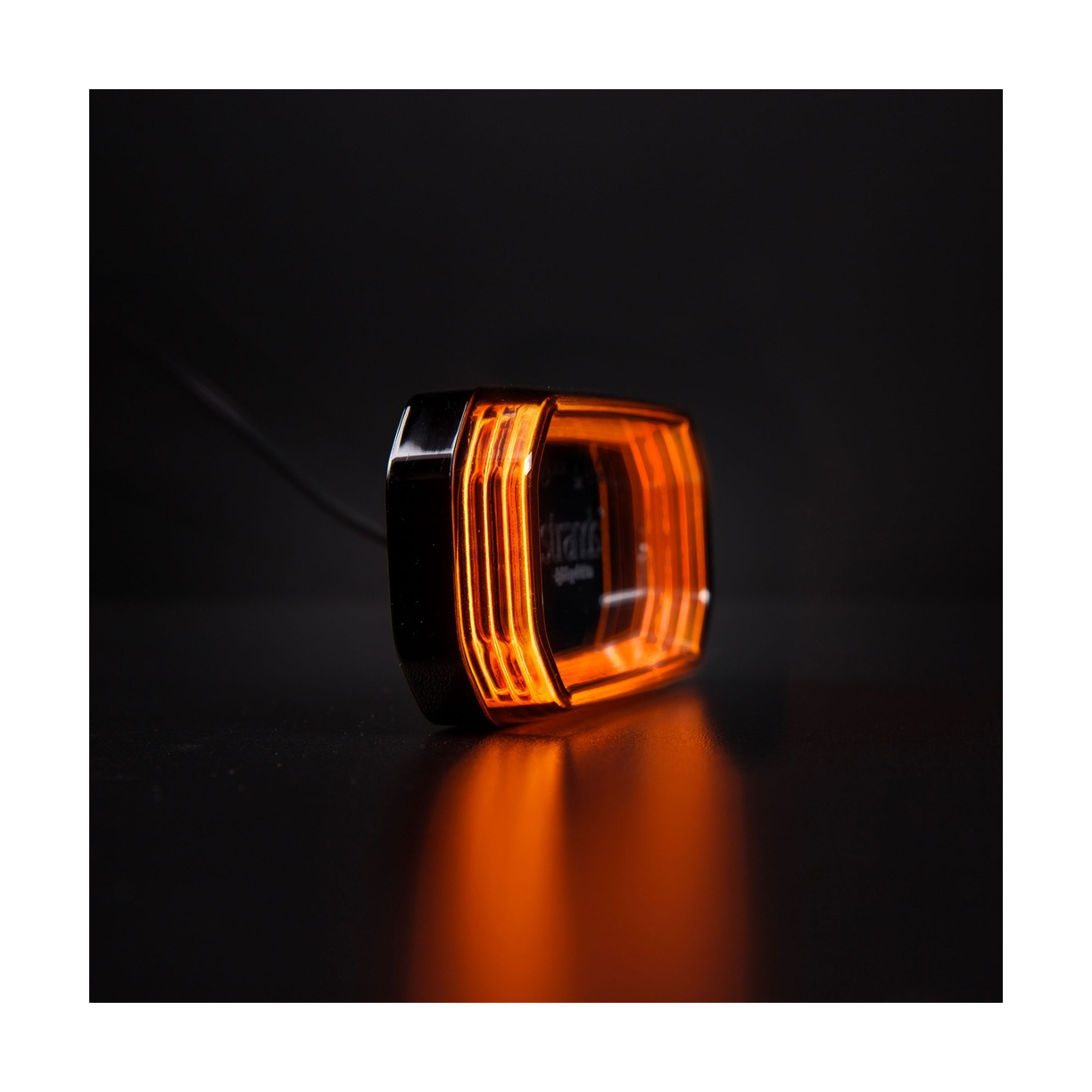FOR9T SCALE Amber Position Light